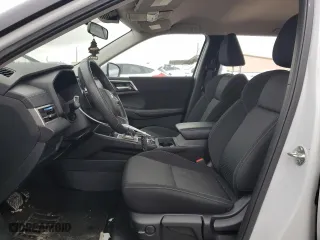 2024 Mitsubishi Outlander ES with VIN JA4J3UA84RZ043234, listed as a Copart auction lot 45034425 with 15,728 mi miles and Salvage Title. Bid and sale history available at carsss.com. Image 7.