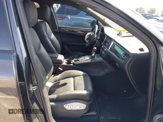 2020 Porsche Macan S z VIN WP1AB2A56LLB37384, wystawiony jako IAAI lot #41978154 z przebiegiem 56 718 mil mil oraz . Historia ofert i sprzedaży dostępna na DreamBid. Obrazek 5.