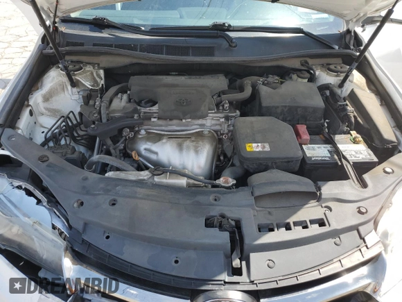 2017 Toyota Camry XLE z VIN 4T1BF1FK4HU703560, wystawiony jako Copart lot #58916665 z przebiegiem 93 281 mil mil oraz Szkoda całkowita • Salvage title. Historia ofert i sprzedaży dostępna na DreamBid. Obrazek 11.