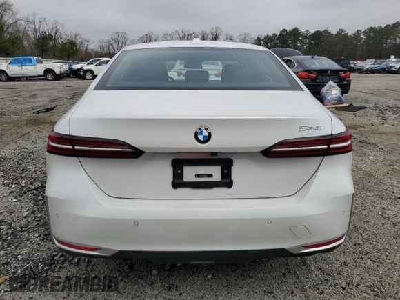 2024 BMW 5 Series 530i with VIN WBA43FJ00RCP86191, listed as a Copart auction lot 45286895 with 31,076 mi miles and Salvage Title. Bid and sale history available at carsss.com. Image 6.