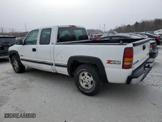 2002 Chevrolet Silverado 1500 LS with VIN 2GCEK19T221379366, listed as a Copart auction lot 87954985 with 0 mi miles and Clean Title. Bid and sale history available at carsss.com. Image 2.
