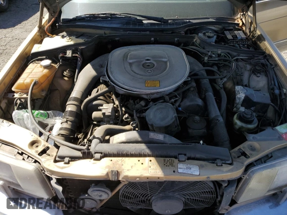 1987 Mercedes-Benz 560 with VIN WDBCA39D1HA280016, listed as a Copart auction lot 46277905 with 151,078 mi miles and Clean Title. Bid and sale history available at DreamBid. Image 11.