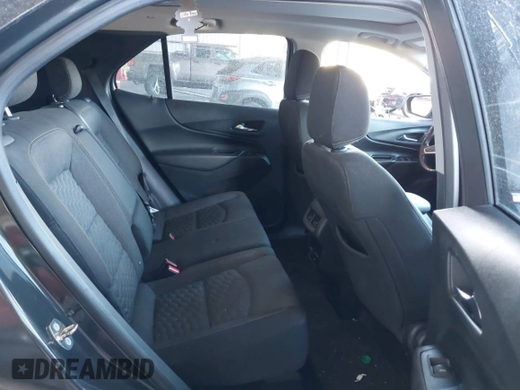 2018 Chevrolet Equinox LT with VIN 2GNAXSEV7J6263151, listed as a IAAI auction lot 40644330 with 136,428 mi miles. Bid and sale history available at carsss.com. Image 8.
