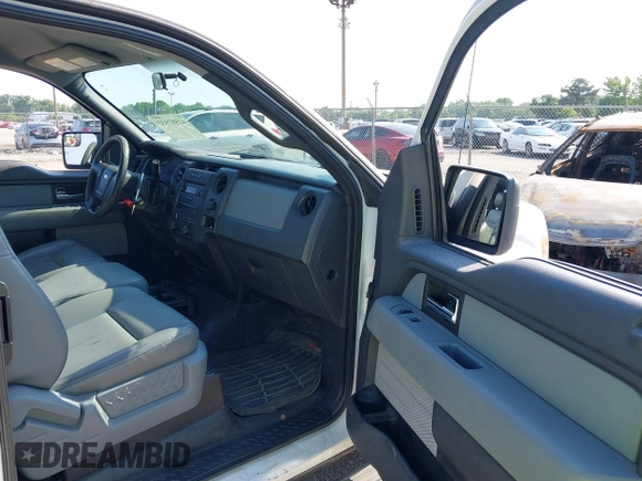 2013 Ford F-150 XL with VIN 1FTFX1CT3DFB61432, listed as a IAAI auction lot 42587933 with 242,515 mi miles and . Bid and sale history available at DreamBid. Image 5.
