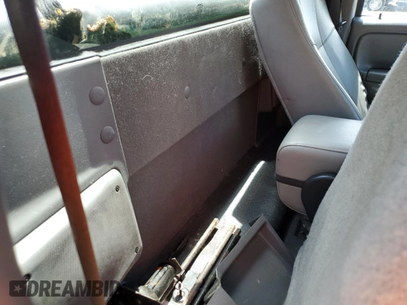 2008 Ford Ranger XL with VIN 1FTYR10D88PA70401, listed as a Copart auction lot 55841245 with 154,665 mi miles and Salvage title. Bid and sale history available at DreamBid. Image 10.