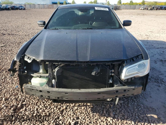 2014 Chrysler 300 z VIN 2C3CCAAG7EH255371, wystawiony jako Copart lot #54427245 z przebiegiem 166 049 mil mil oraz Szkoda całkowita • Salvage title. Historia ofert i sprzedaży dostępna na DreamBid. Obrazek 5.