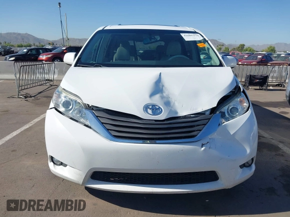 2012 Toyota Sienna XLE AAS z VIN 5TDYK3DC5CS218522, wystawiony jako IAAI lot #42605170 z przebiegiem 236 508 mil mil oraz . Historia ofert i sprzedaży dostępna na DreamBid. Obrazek 6.