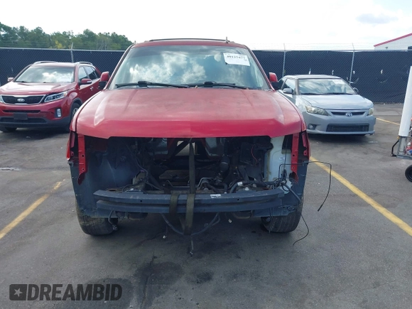 2013 Chevrolet Tahoe LS with VIN 1GNSCAE00DR359498, listed as a IAAI auction lot 40125477 with 156,100 mi miles and . Bid and sale history available at DreamBid. Image 11.
