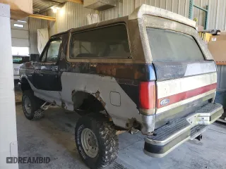 1990 Ford Bronco Custom with VIN 1FMEU15H7LLB32721, listed as a Copart auction lot 84829284 with 171,424 mi miles and Clean Title. Bid and sale history available at carsss.com. Image 2.