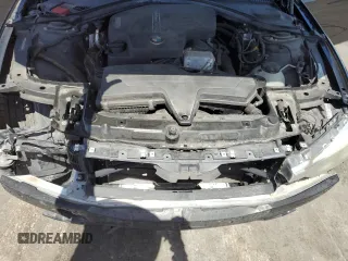 2012 BMW 3 Series 328i z VIN WBA3A5G58CNN65528, wystawiony jako Copart lot #60551705 z przebiegiem 102 630 mil mil oraz Szkoda całkowita • Salvage title. Historia ofert i sprzedaży dostępna na DreamBid. Obrazek 11.
