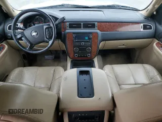 2008 Chevrolet Suburban 2LT with VIN 3GNFK16318G290016, listed as a Copart auction lot 50312805 with 225,065 mi miles and Salvage Title. Bid and sale history available at DreamBid. Image 8.