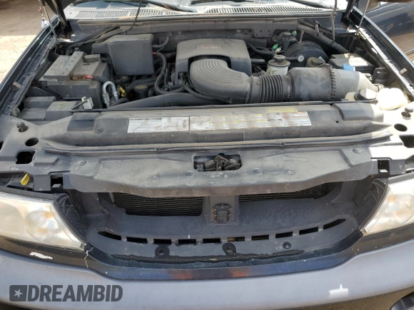 1998 Lincoln Navigator with VIN 5LMFU28L6WLJ07689, listed as a Copart auction lot 52129215 with 238,124 mi miles and Clean title. Bid and sale history available at DreamBid. Image 12.