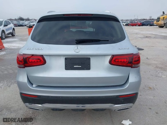 2021 Mercedes-Benz GLC with VIN W1N0G8EBXMF965111, listed as a IAAI auction lot 41597607 with 38,957 mi miles. Bid and sale history available at carsss.com. Image 17.
