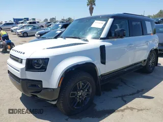 2024 Land Rover Defender X-Dynamic SE with VIN SALE27EU5R2352344, listed as a IAAI auction lot 42314350 with 12,517 mi miles and . Bid and sale history available at DreamBid. Image 16.