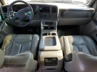 2005 GMC Yukon XL SLT with VIN 1GKFK16Z25J193340, listed as a Copart auction lot 71174814 with 181,732 mi miles and Clean Title. Bid and sale history available at carsss.com. Image 8.