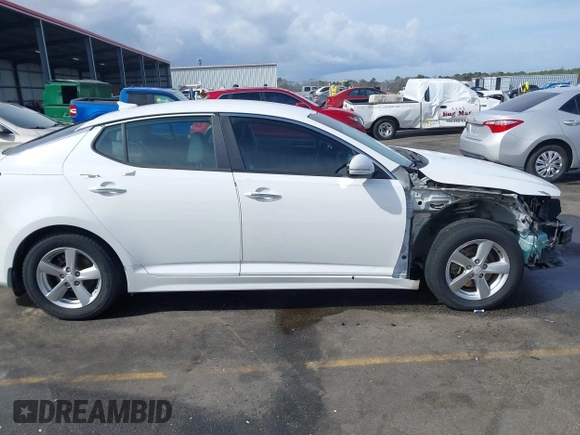 2015 Kia Optima LX with VIN 5XXGM4A72FG463383, listed as a IAAI auction lot 41666486 with 165,822 mi miles. Bid and sale history available at carsss.com. Image 13.