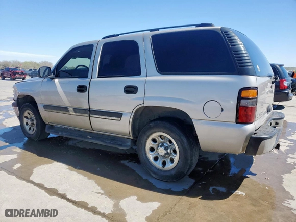 2004 Chevrolet Tahoe LT with VIN 1GNEC13ZX4R245717, listed as a Copart auction lot 50137035 with 253,914 mi miles and Salvage Title. Bid and sale history available at carsss.com. Image 2.