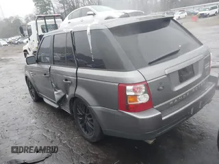 2007 Land Rover Range Rover Sport SC with VIN SALSH23457A118876, listed as a IAAI auction lot 41538524 with 262,495 mi miles and . Bid and sale history available at DreamBid. Image 3.