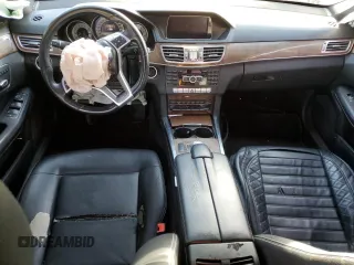 2014 Mercedes-Benz E-Class E 350 Luxury with VIN WDDHF8JB1EA784728, listed as a Copart auction lot 49074525 with 112,527 mi miles and Salvage Title. Bid and sale history available at carsss.com. Image 8.