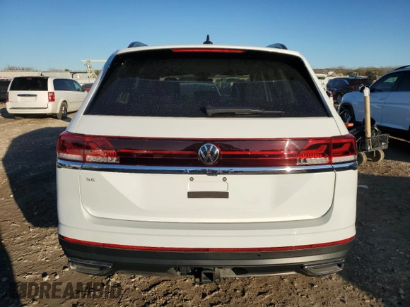 2024 Volkswagen Atlas SE with VIN 1V2JR2CA4RC579336, listed as a Copart auction lot 78818834 with 18 mi miles and Salvage title. Bid and sale history available at DreamBid. Image 6.