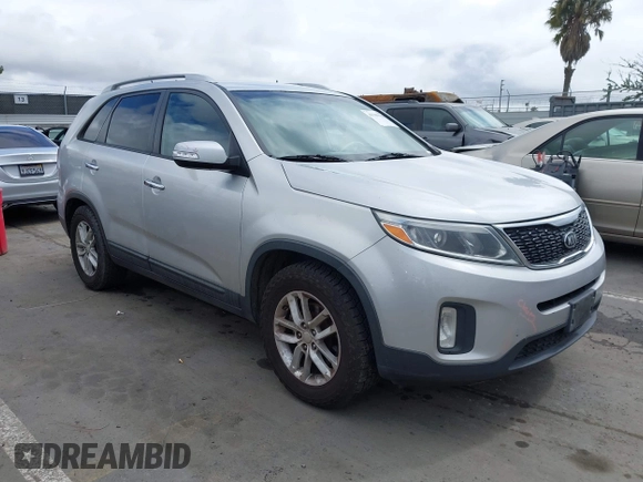2014 Kia Sorento LX with VIN 5XYKTCA69EG496907, listed as a IAAI auction lot 41789120 with 166,644 mi miles and . Bid and sale history available at carsss.com. Image 1.
