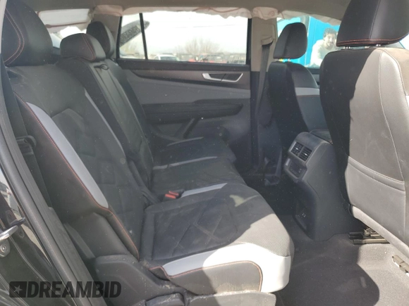 2024 Volkswagen Atlas Peak Edition SE with VIN 1V2CR2CA0RC556421, listed as a Copart auction lot 49862585 with 627 mi miles and Salvage title. Bid and sale history available at DreamBid. Image 11.