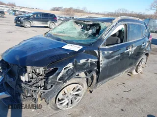 2015 Nissan Rogue SL z VIN 5N1AT2MV1FC799187, wystawiony jako IAAI lot #41877140 z przebiegiem 126 966 mil mil oraz . Historia ofert i sprzedaży dostępna na DreamBid. Obrazek 17.