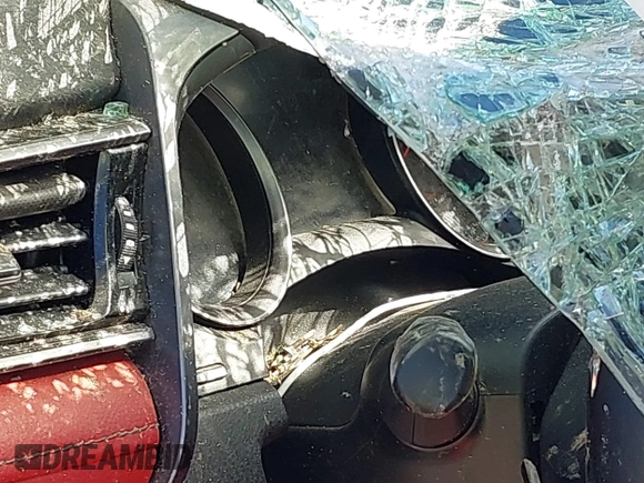 2022 Toyota Camry XSE z VIN 4T1K61AK2NU014488, wystawiony jako IAAI lot #41609668 z przebiegiem Nie podano mil oraz . Historia ofert i sprzedaży dostępna na DreamBid. Obrazek 7.