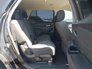 2019 Chevrolet Traverse LS with VIN 1GNERFKW1KJ310856, listed as a IAAI auction lot 41806247 with 88,501 mi miles. Bid and sale history available at carsss.com. Image 8.