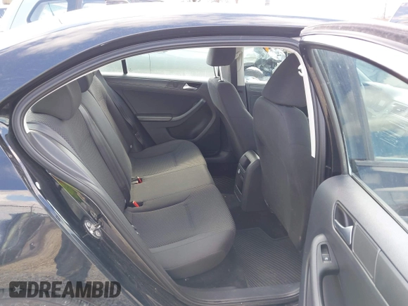 2014 Volkswagen Jetta TDI w/Premium/Nav с VIN 3VWLL7AJ7EM407772, выставлен на аукционе IAAI как лот 41841561 с пробегом 121 939 миль миль и . История ставок и продаж доступна на DreamBid. Изображение 8.