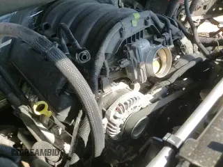 2022 Chevrolet Silverado 1500 LT z VIN 1GCUDDED0NZ584721, wystawiony jako Copart lot #82164045 z przebiegiem 130 146 mil mil oraz Szkoda całkowita • Salvage title. Historia ofert i sprzedaży dostępna na DreamBid. Obrazek 14.