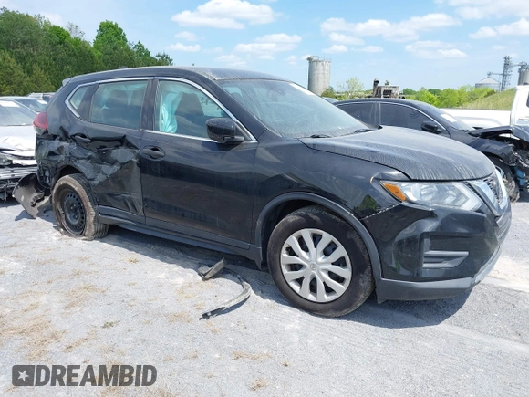 2020 Nissan Rogue S z VIN 5N1AT2MT0LC815714, wystawiony jako IAAI lot #41641242 z przebiegiem 85 295 mil mil oraz . Historia ofert i sprzedaży dostępna na DreamBid. Obrazek 1.