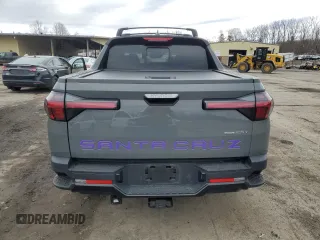 2024 Hyundai Santa Cruz Night Edition z VIN 5NTJCDAF8RH090280, wystawiony jako Copart lot #48178775 z przebiegiem 35 732 mil mil oraz Szkoda całkowita • Salvage title. Historia ofert i sprzedaży dostępna na DreamBid. Obrazek 6.