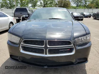 2013 Dodge Charger SE z VIN 2C3CDXBG7DH537104, wystawiony jako Copart lot #57049005 z przebiegiem 168 618 mil mil oraz Szkody całkowita. Historia ofert i sprzedaży dostępna na DreamBid. Obrazek 5.