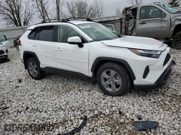 2024 Toyota RAV4 Hybrid LE z VIN JTMMWRFV2RD246027, wystawiony jako Copart lot #52181695 z przebiegiem Nie podano mil oraz Szkoda całkowita • Salvage title. Historia ofert i sprzedaży dostępna na DreamBid. Obrazek 4.
