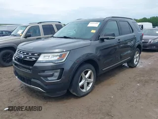 2017 Ford Explorer XLT z VIN 1FM5K8D87HGB29110, wystawiony jako IAAI lot #42523409 z przebiegiem 124 818 mil mil oraz . Historia ofert i sprzedaży dostępna na DreamBid. Obrazek 17.