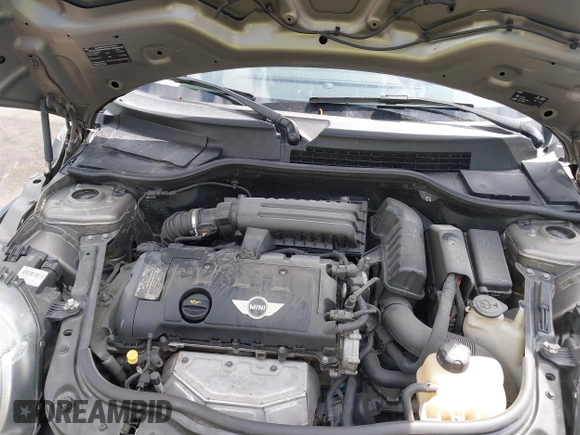 2013 MINI Hardtop with VIN WMWSU3C58DT681631, listed as a IAAI auction lot 42130063 with 177,182 mi miles and . Bid and sale history available at DreamBid. Image 10.