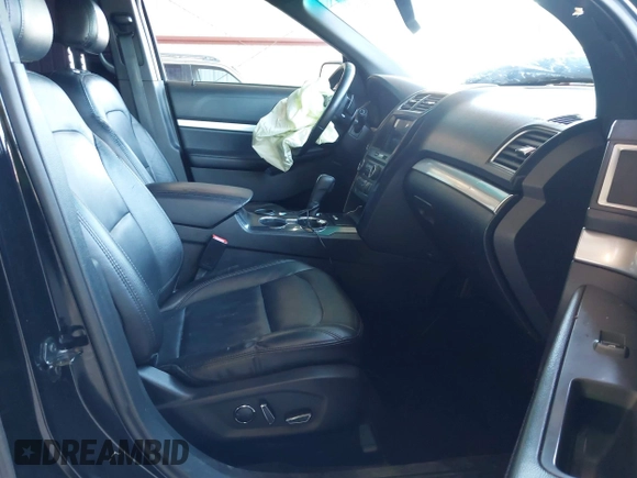 2017 Ford Explorer XLT with VIN 1FM5K7D83HGA69904, listed as a IAAI auction lot 41878052 with Not Provided miles and . Bid and sale history available at carsss.com. Image 5.