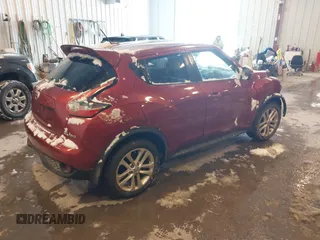 2015 Nissan Juke SV with VIN JN8AF5MV1FT553919, listed as a IAAI auction lot 41630227 with 110,337 mi miles. Bid and sale history available at carsss.com. Image 4.