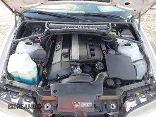 2001 BMW 3 Series 330Ci with VIN WBABS53421JU82591, listed as a IAAI auction lot 41277310 with 99,109 mi miles. Bid and sale history available at carsss.com. Image 10.