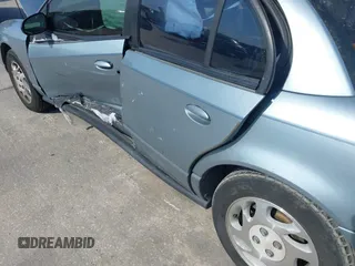 2002 Saturn SL z VIN 1G8ZK54702Z130021, wystawiony jako IAAI lot #42091064 z przebiegiem 68 754 mil mil oraz . Historia ofert i sprzedaży dostępna na DreamBid. Obrazek 6.
