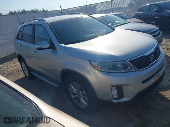 2015 Kia Sorento EX with VIN 5XYKUDA74FG562759, listed as a IAAI auction lot 42838149 with 180,571 mi miles and . Bid and sale history available at DreamBid. Image 1.