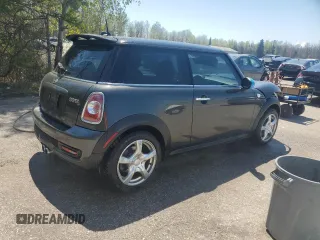 2013 MINI Hardtop S z VIN WMWSV3C54DT476675, wystawiony jako Copart lot #55573195 z przebiegiem 122 947 mil mil oraz Czysty tytuł • Clean title. Historia ofert i sprzedaży dostępna na DreamBid. Obrazek 3.