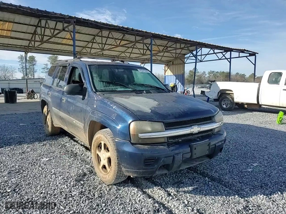 2003 Chevrolet TrailBlazer LS with VIN 1GNDS13S832100751, listed as a Copart auction lot 45645995 with 279,086 mi miles and Salvage Title. Bid and sale history available at carsss.com. Image 12.