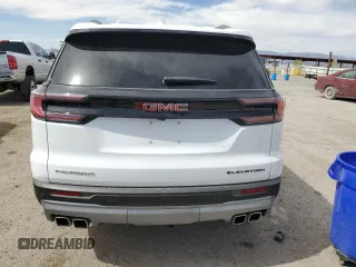 2025 GMC Acadia FWD Elevation z VIN 1GKENKRS2SJ117104, wystawiony jako Copart lot #56534325 z przebiegiem 6 025 mil mil oraz Szkoda całkowita • Salvage title. Historia ofert i sprzedaży dostępna na DreamBid. Obrazek 6.
