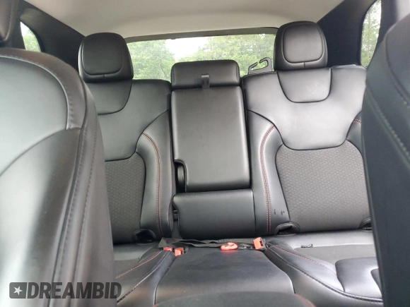 2022 Jeep Cherokee Trailhawk с VIN 1C4PJMBX1ND529146, выставлен на аукционе Copart как лот 56237365 с пробегом 26 718 миль миль и Списание • Salvage title. История ставок и продаж доступна на DreamBid. Изображение 10.