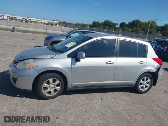 2009 Nissan Versa 1.8 SL with VIN 3N1BC13E39L474041, listed as a IAAI auction lot 41739792 with 43,781 mi miles. Bid and sale history available at carsss.com. Image 14.