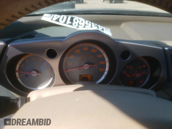 2006 Nissan Murano S z VIN JN8AZ08T16W417159, wystawiony jako Copart lot #43568104 z przebiegiem 144 482 mil mil oraz Czysty tytuł • Clean title. Historia ofert i sprzedaży dostępna na DreamBid. Obrazek 9.