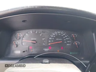 2002 Dodge Dakota Sport with VIN 1B7GL32X82S632091, listed as a IAAI auction lot 42091290 with 206,721 mi miles and . Bid and sale history available at carsss.com. Image 7.