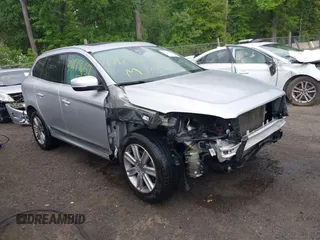 2017 Volvo XC60 Inscription with VIN YV440MRU6H2177633, listed as a IAAI auction lot 42179657 with 133,422 mi miles and . Bid and sale history available at DreamBid. Image 1.